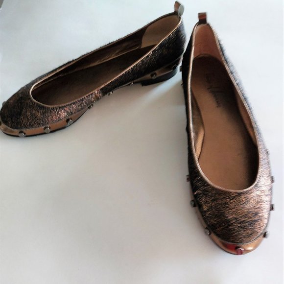 House of Avenue Shoes - HOUSE OF AVENUE Ballet Flat - Metallic Black/Bronze/Faux Fur/Studs - Size 7M
